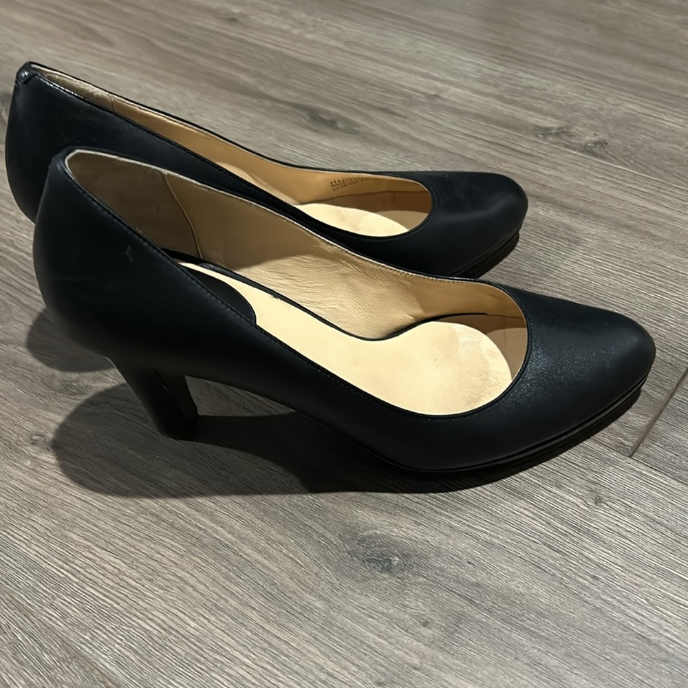 Cole Haan - Picture 2 of 7